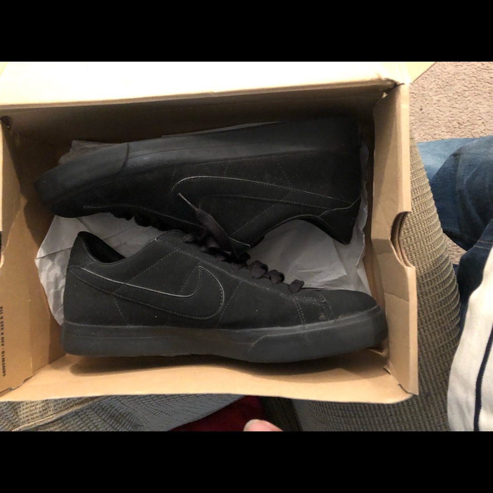 Nike low top